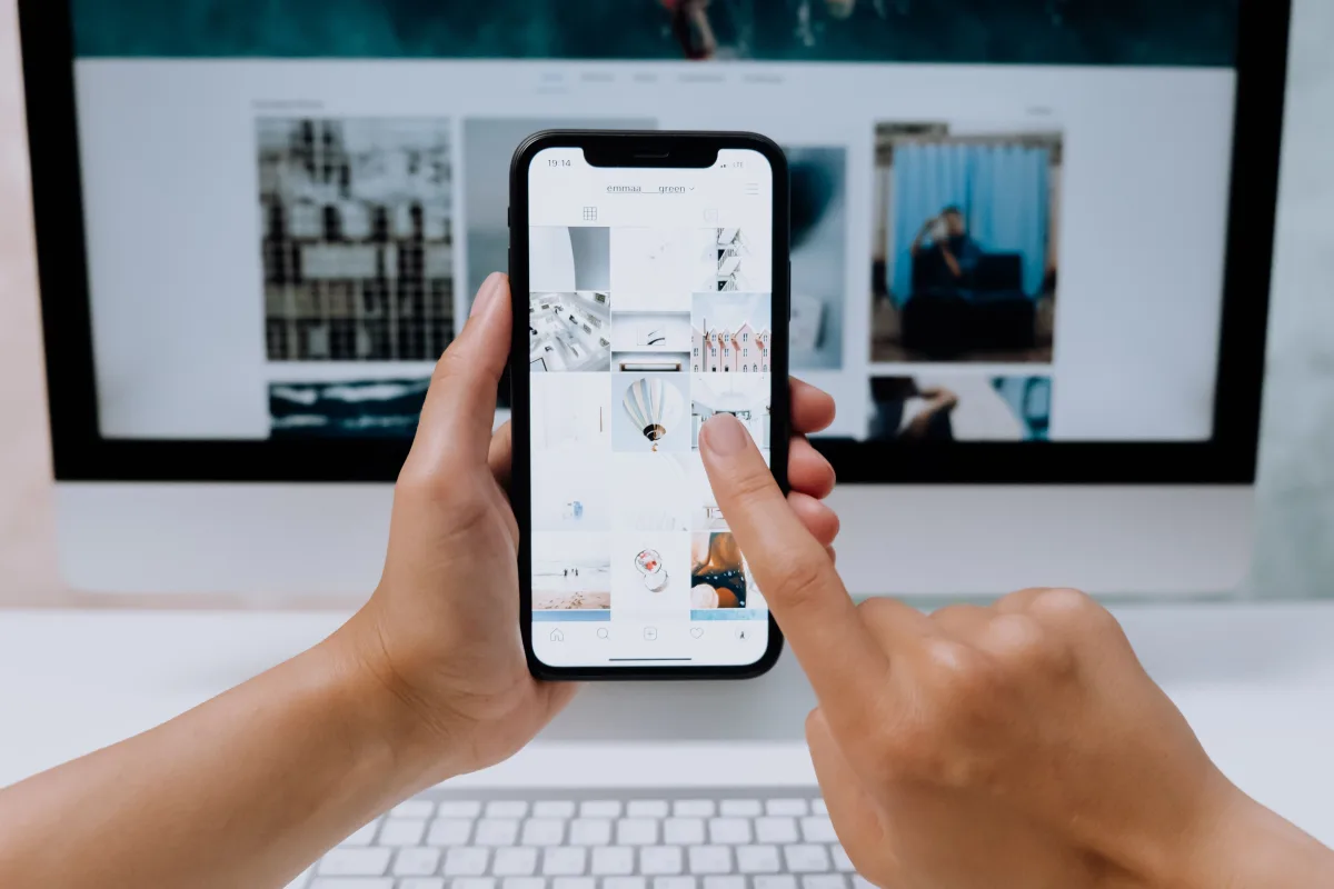 Muse funguje ako správa vo WhatsApp či samostatnej apke — stačí napísať, čo má vybaviť (Foto: Pexels)